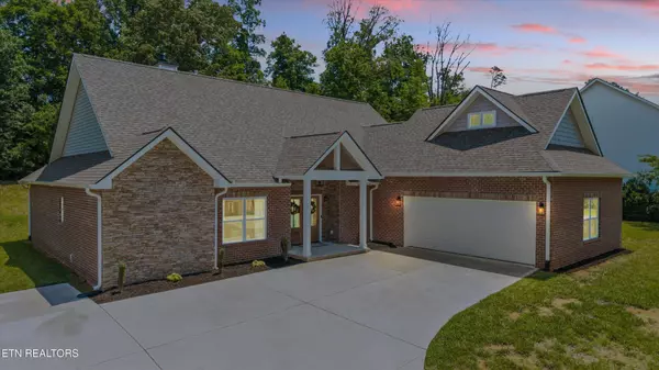 Lenoir City, TN 37772,2049 Old Hickory Lane