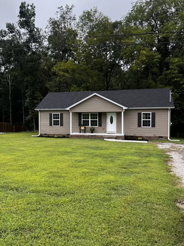1161 Honey Ln, Estill Springs, TN 37330