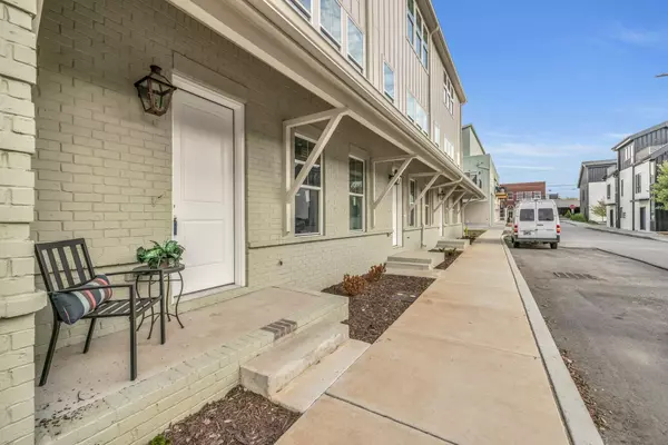 Chattanooga, TN 37408,1623 Adams Street