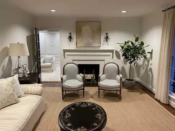 Nashville, TN 37205,406 Sunnyside Dr
