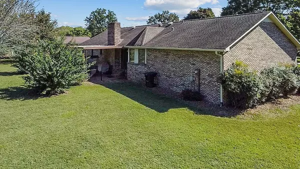 Tullahoma, TN 37388,602 Twelve Oaks Rd