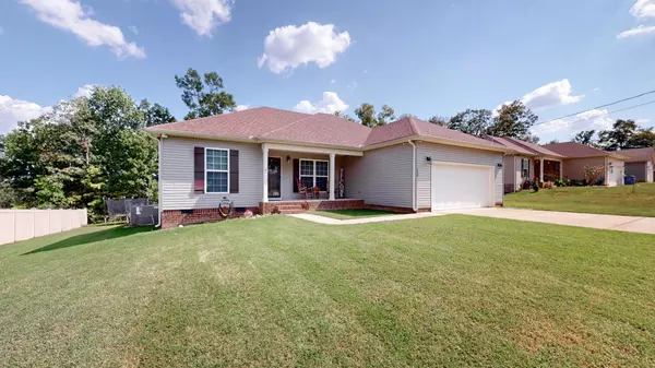 Shelbyville, TN 37160,120 Doak St