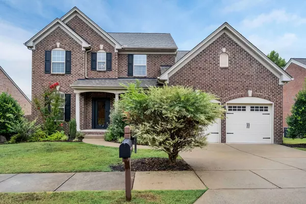 7509 Thornwood Ct, Mount Juliet, TN 37122
