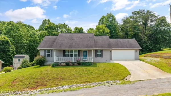Maryville, TN 37803,825 Sues Way