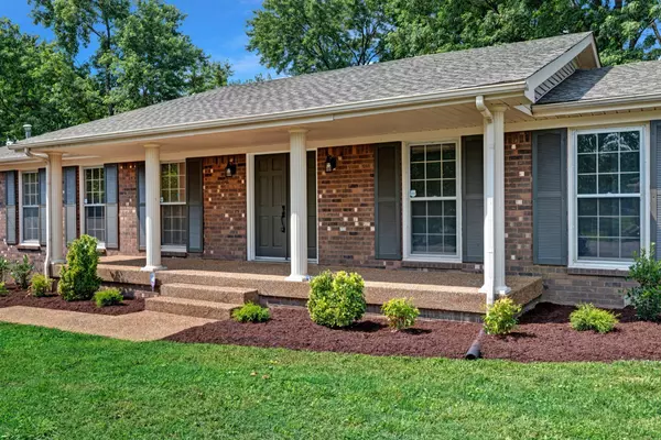 Hermitage, TN 37076,512 Saint Paul Ct