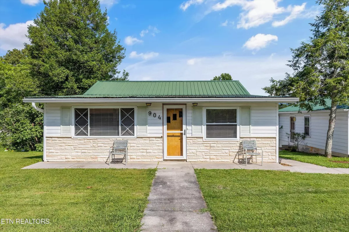 Maryville, TN 37803,904 Ridge Rd