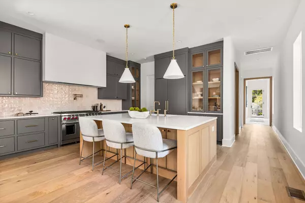 6306B Henry Ford Dr, Nashville, TN 37209