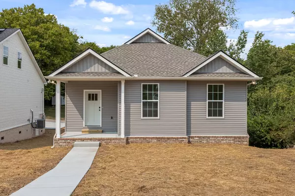 408 Hatcher Ln, Columbia, TN 38401