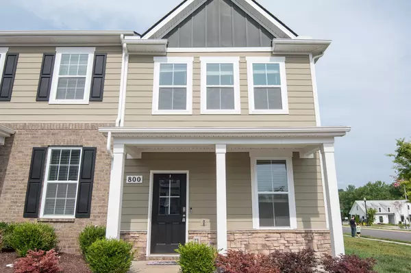 800 Dallas Dr, Columbia, TN 38401