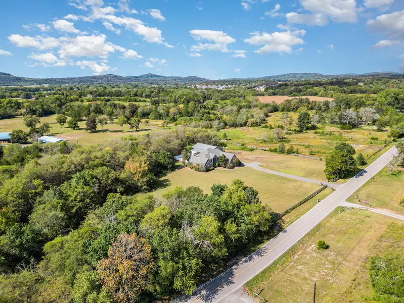 7173 Rhodes Ln, Lascassas, TN 37085