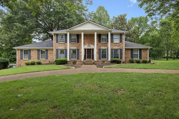 1415 Devens Dr, Brentwood, TN 37027