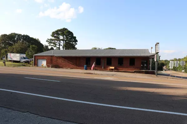 Hollow Rock, TN 38342,28875 Broad St