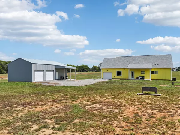 Unionville, TN 37180,1317 Halls Mill Rd