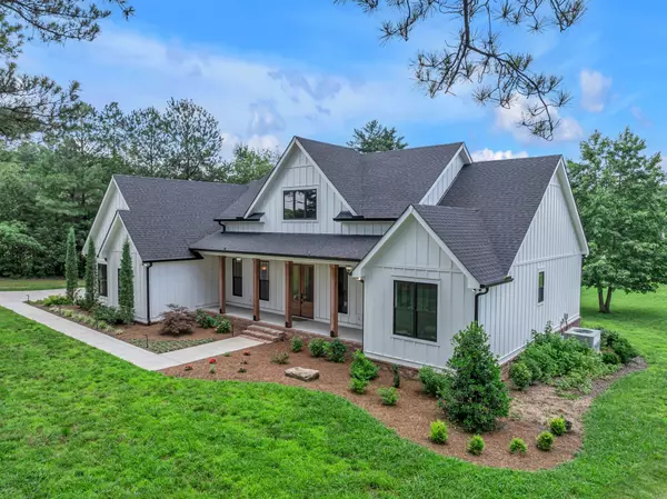 Dickson, TN 37055,445 Old Pond Ln