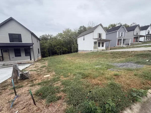Clarksville, TN 37042,170 Oak St