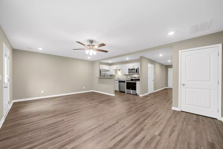 135 Country Ln #304, Clarksville, TN 37043