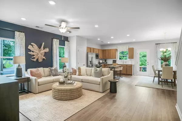 Dickson, TN 37055,113 Ironhorse Way