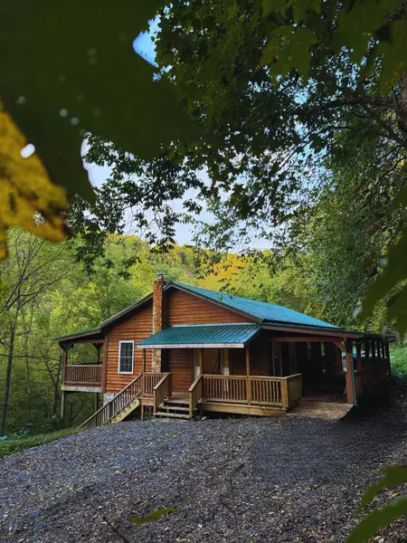 195 Ron Mark Ln, Gainesboro, TN 38562
