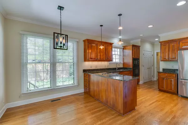 Nashville, TN 37215,208 Stokesboro Ct