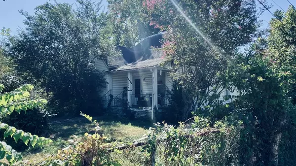 Clarksville, TN 37040,1004 Washington St