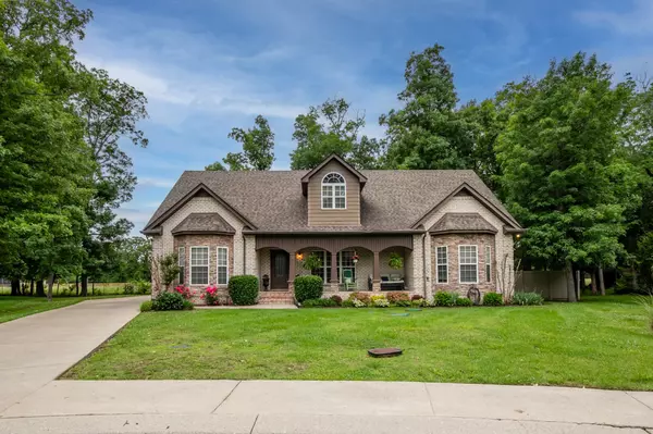 109 Red Top Ct, Murfreesboro, TN 37128