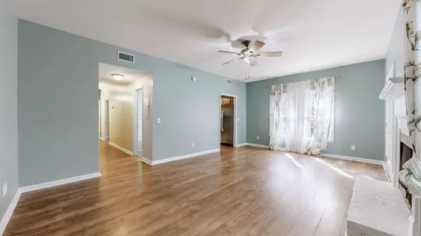 Nashville, TN 37214,3273 Priest Woods Dr
