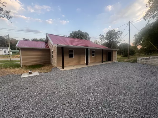 Westmoreland, TN 37186,1309 Old Highway 31 #E