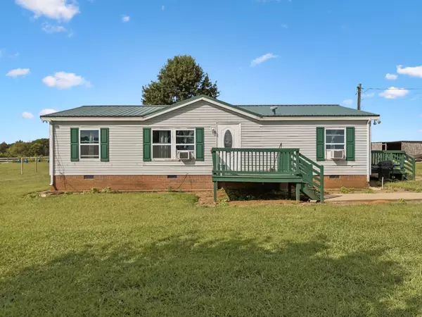 Unionville, TN 37180,414 Virgil Crowell Rd