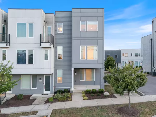 Nashville, TN 37207,62 Fern Ave