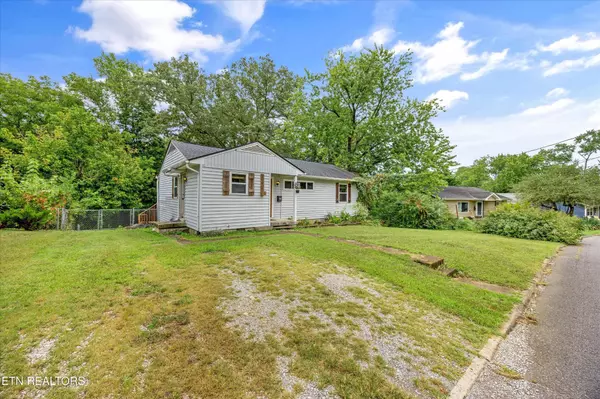 Oak Ridge, TN 37830,135 W Arrowwood Rd