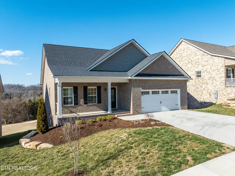 581 Timberline Drive, Lenoir City, TN 37772