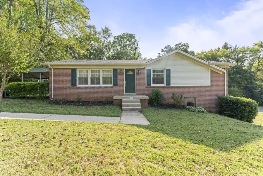 204 Cheyenne Trl, Columbia, TN 38401