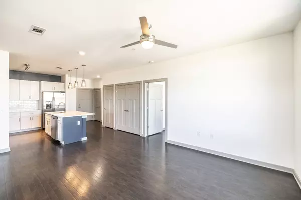 Nashville, TN 37209,1638 54th Ave #N #306