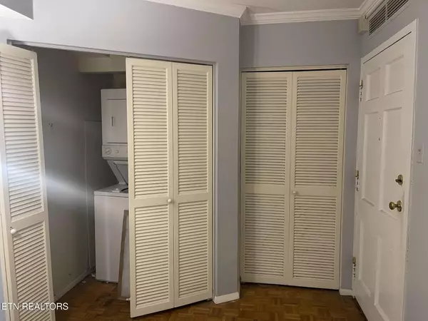 Knoxville, TN 37919,1400 Kenesaw Ave #11S