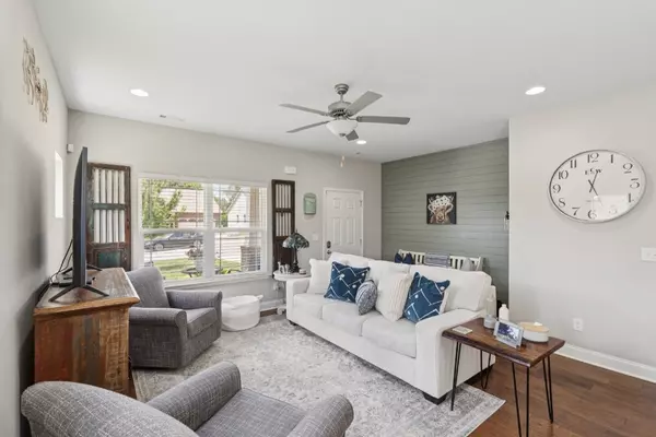 Mount Juliet, TN 37122,561 Oakvale Ln