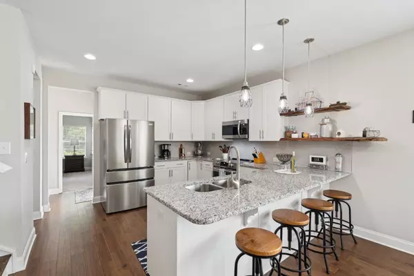 Mount Juliet, TN 37122,561 Oakvale Ln