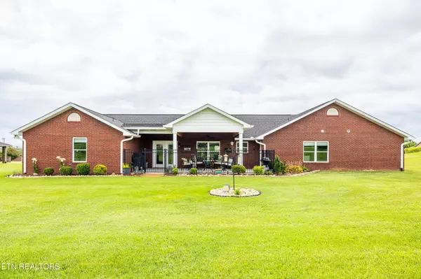 Dandridge, TN 37725,1045 Southwind Circle