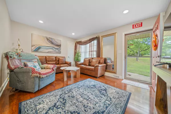 Clarksville, TN 37042,739 Pollard Rd