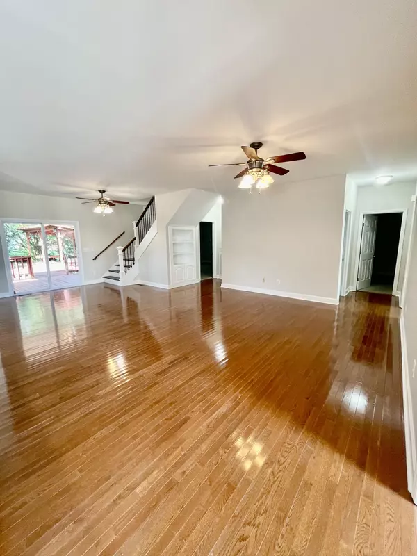 Leoma, TN 38468,40 Harding Rd