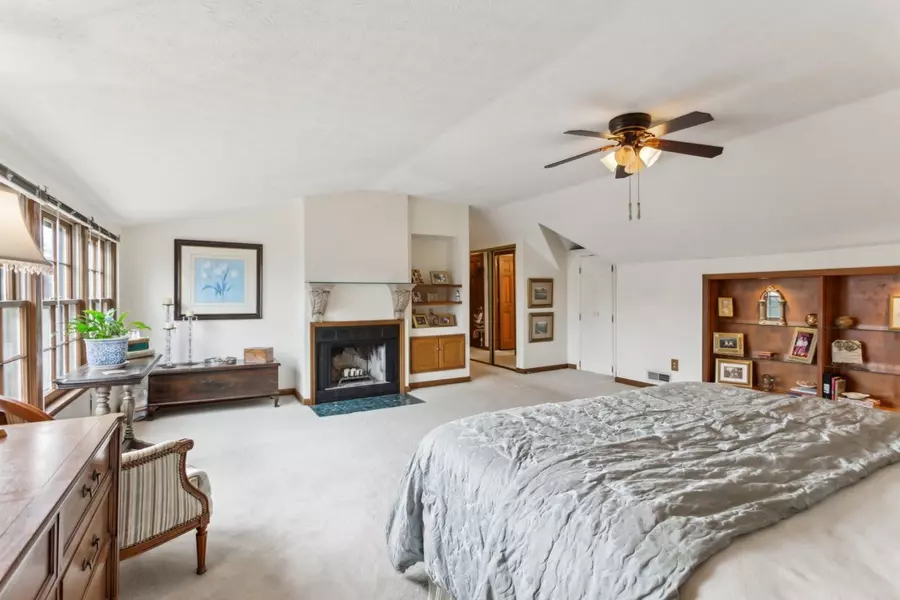 137 Paradise Dr, Hendersonville, TN 37075