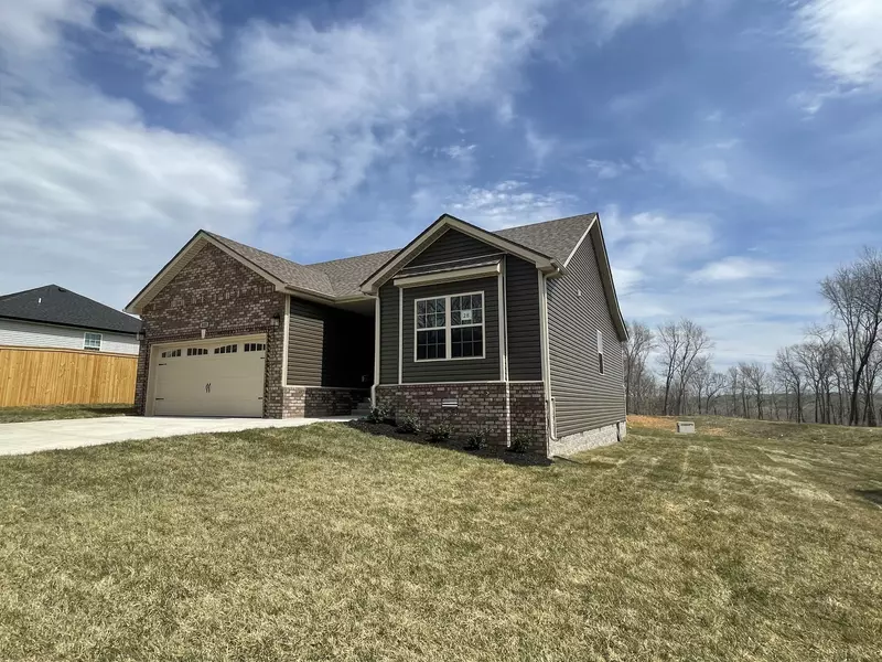 832 Lutz Ln, Clarksville, TN 37042