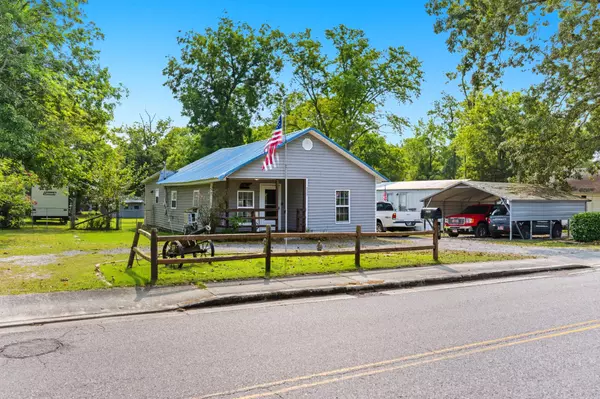 Tullahoma, TN 37388,733 Maplewood Ave