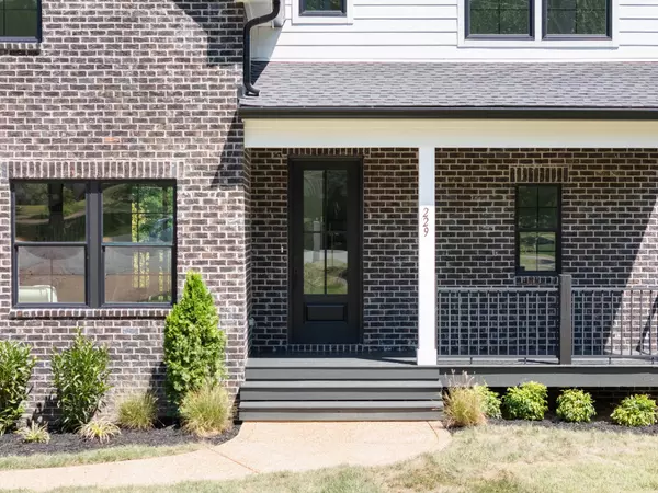 Franklin, TN 37067,229 Cambridge Pl