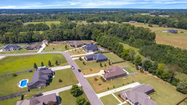 Fayetteville, TN 37334,17 Ivy Dr