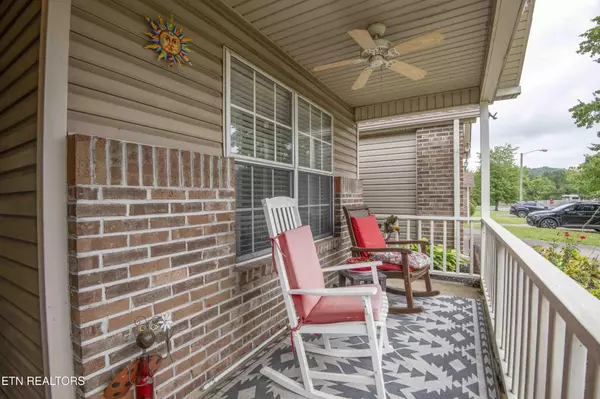 Knoxville, TN 37931,10044 Greylock Way