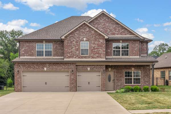 1490 English Oak Drive, Clarksville, TN 37043