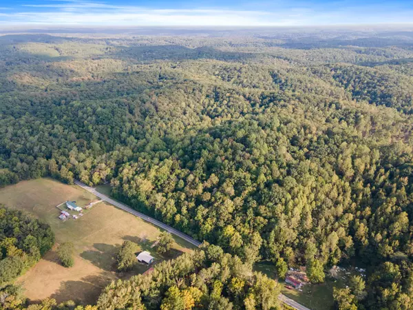 Linden, TN 37096,16281 Highway 438 #W