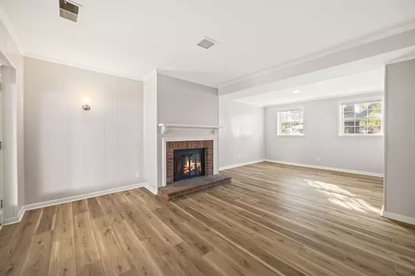 Hermitage, TN 37076,4468 Baton Rouge Dr