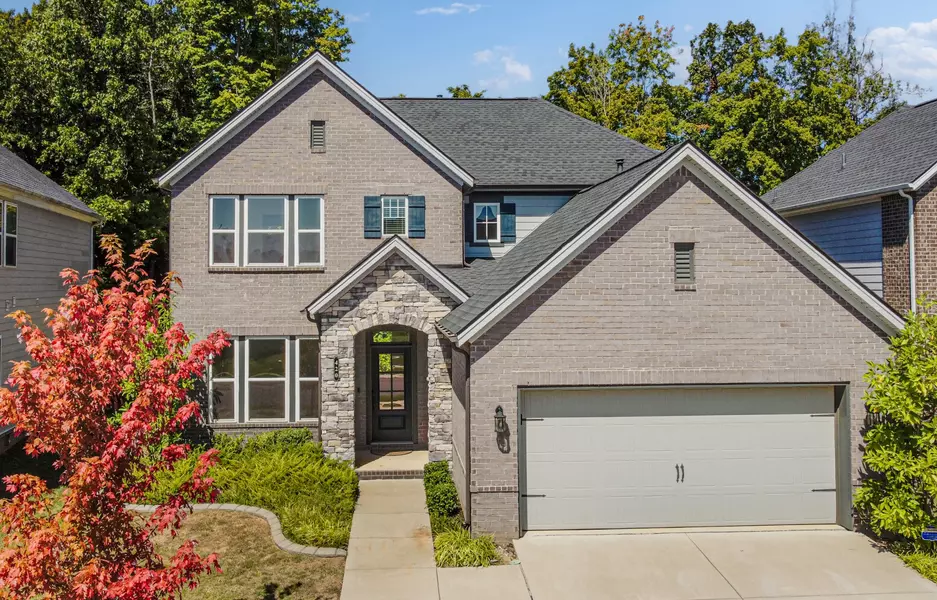 420 Meandering Way, White House, TN 37188