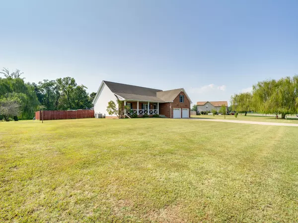 Clarksville, TN 37040,4492 Ironhorse Way